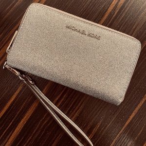Michael Kors Wristlet